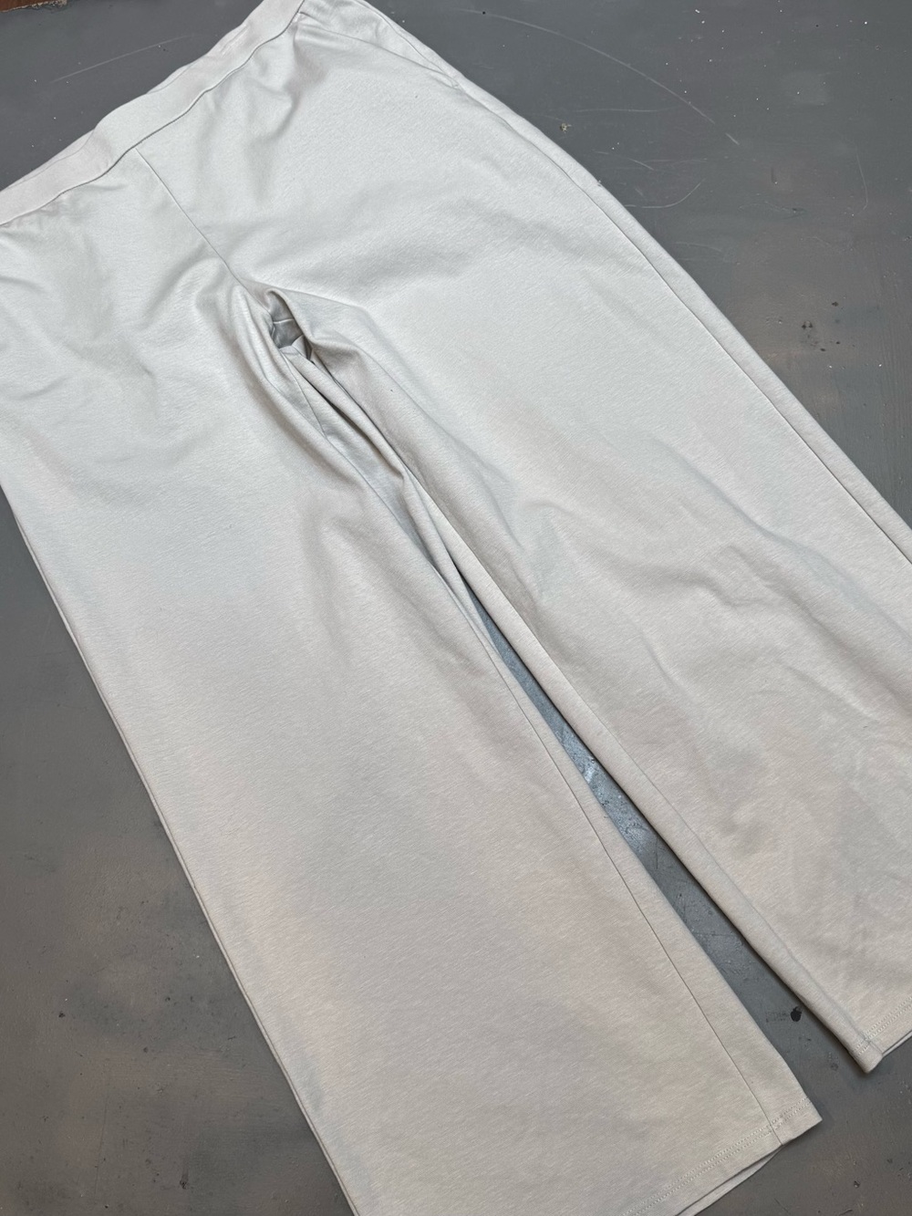 Eileen Fisher Men's Wide-Leg Stretch Sweatpants — Light Gray
